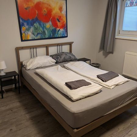 Nestoasewhv Zentrale Zimmer Zwischen City Und Suedstrand Wilhelmshaven Bagian luar foto