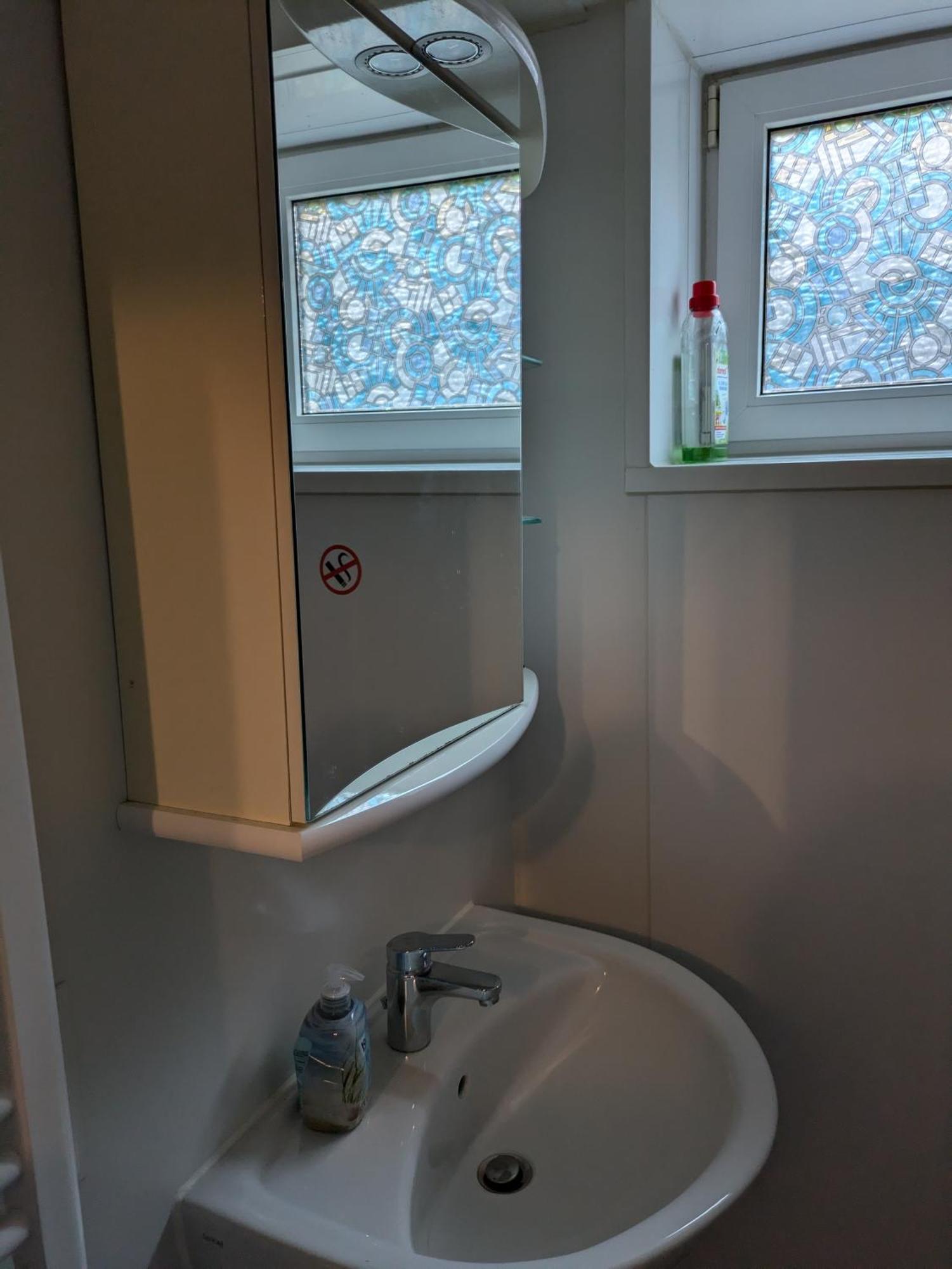 Nestoasewhv Zentrale Zimmer Zwischen City Und Suedstrand Wilhelmshaven Bagian luar foto