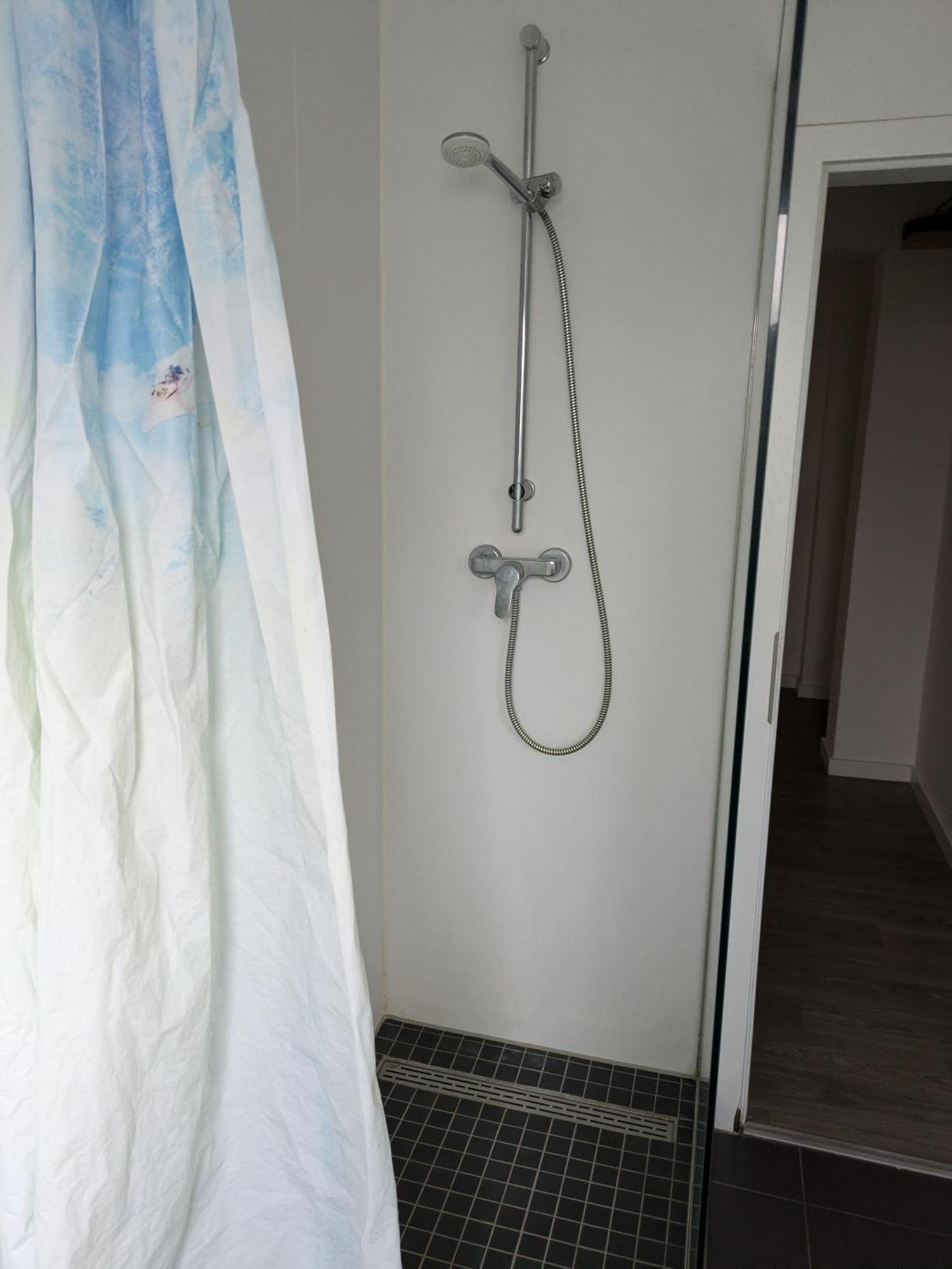 Nestoasewhv Zentrale Zimmer Zwischen City Und Suedstrand Wilhelmshaven Bagian luar foto